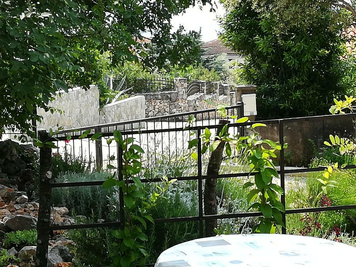 Apartments Olea Pinezići Dış mekan fotoğraf